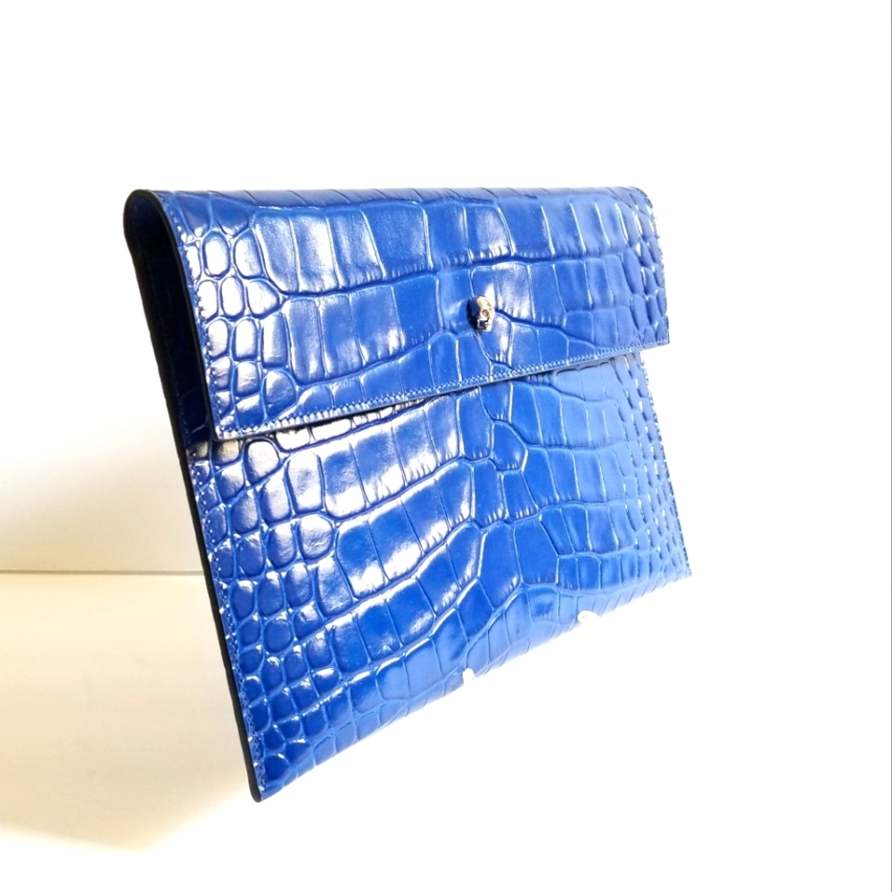 Alexander McQueen Skull Croc-Embossed Leather Pouch Indigo - Picture 3 of 8